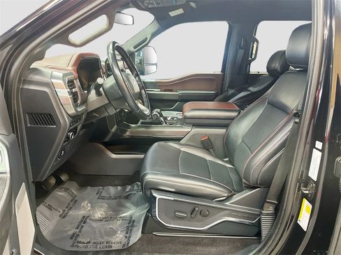 Used 2023 Ford F150 Lariat w/ Max Trailer Tow Package image 22