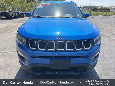 Used 2020 Jeep Compass Latitude w/ Popular Equipment Group FWD image 2