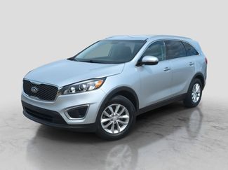Used 2017 Kia Sorento FWD video 1