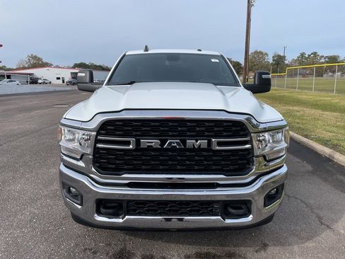 Used 2024 RAM 2500 Big Horn image 2