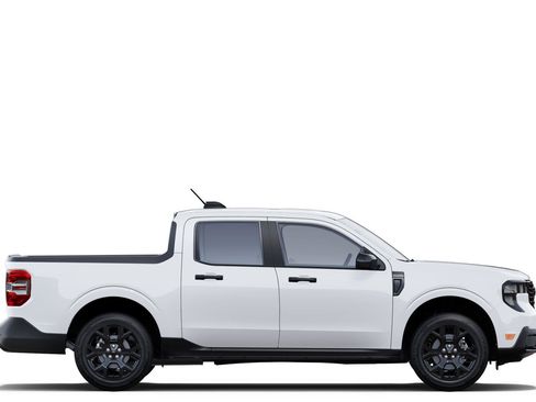 New 2025 Ford Maverick XLT w/ XLT Luxury Package image 5