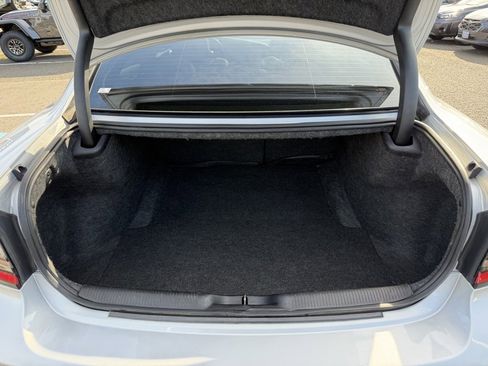 Used 2020 Dodge Charger R/T w/ Plus Group image 11