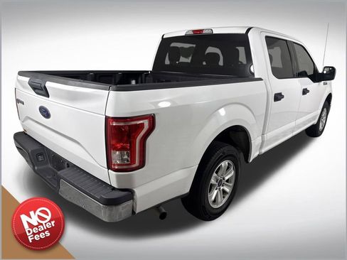 Used 2017 Ford F150 XLT image 3