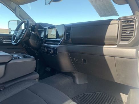 Certified 2025 Chevrolet Silverado 2500 LT w/ Convenience Package AWD/4WD image 28