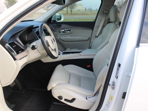 Used 2021 Volvo XC90 T8 Inscription w/ Advanced Package image 8