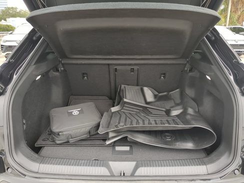Certified 2023 Volkswagen ID.4 Pro S RWD image 9