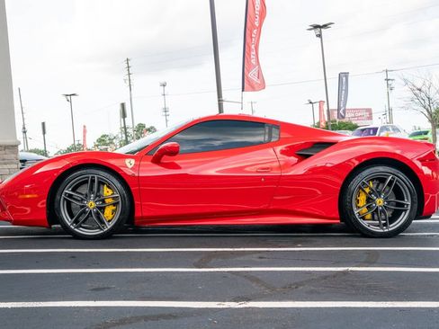 Used 2018 Ferrari 488 Spider RWD image 23