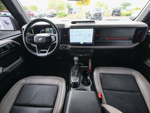 Certified 2022 Ford Bronco Wildtrak image 29