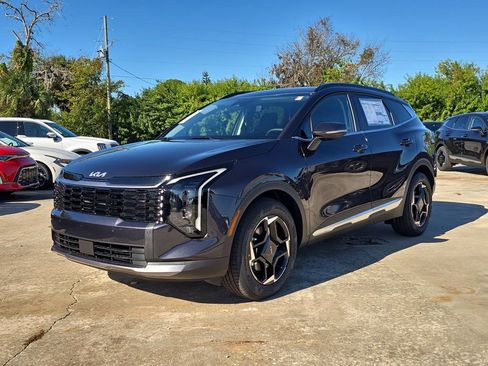 New 2026 Kia Sportage EX w/ EX Panorama Roof Package image 4