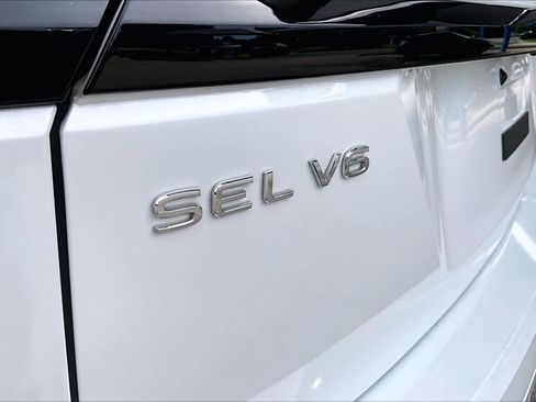 Used 2023 Volkswagen Atlas SEL R-Line AWD/4WD image 10