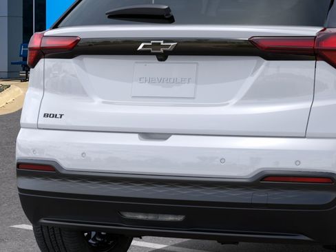 New 2027 Chevrolet Bolt LT w/ Comfort Package FWD image 14