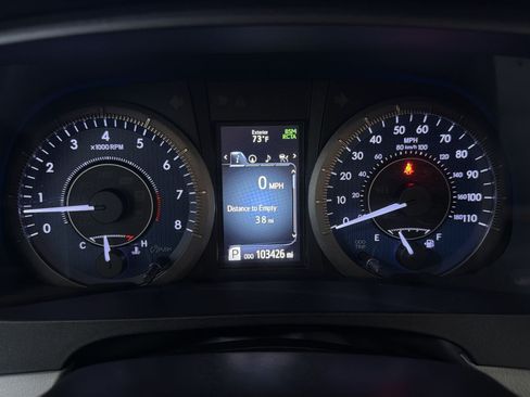 Used 2018 Toyota Sienna XLE Premium FWD image 33