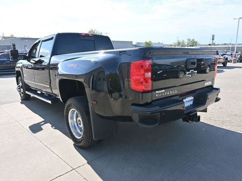 Used 2018 Chevrolet Silverado 3500 High Country AWD/4WD image 7