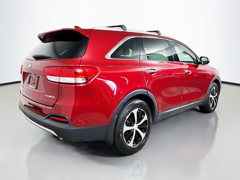 Used 2017 Kia Sorento EX w/ EX Premium Package FWD image 4