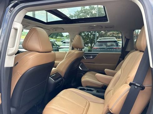 Certified 2025 INFINITI QX80 Sensory AWD/4WD image 4