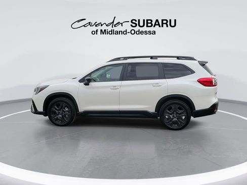 Used 2025 Subaru Ascent Bronze Edition image 5