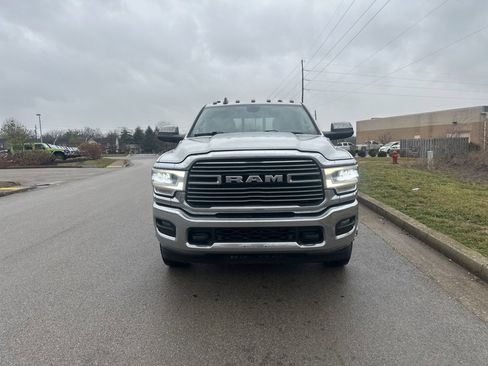 Used 2019 RAM 3500 Laramie image 2