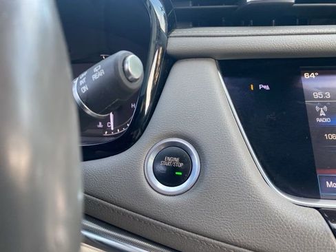 Used 2017 Cadillac XT5 Luxury w/ Driver Awareness Package image 34