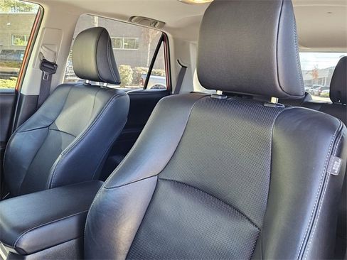 Used 2019 Toyota 4Runner SR5 Premium image 17