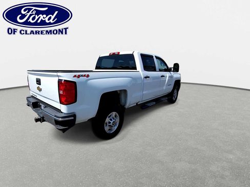 Used 2019 Chevrolet Silverado 2500 W/T w/ Snow Plow Prep Package AWD/4WD image 8