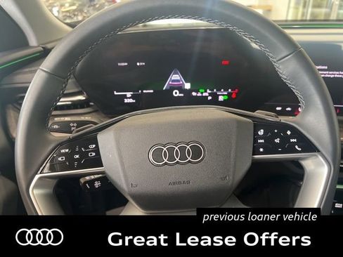 Used 2025 Audi Q5 Premium Plus w/ Premium Plus AWD/4WD image 25