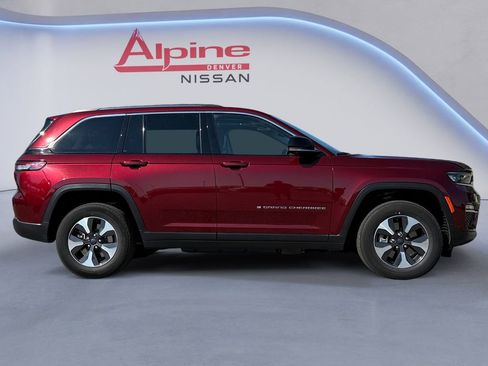 Used 2022 Jeep Grand Cherokee Limited 4xe w/ Luxury Tech Group II image 6