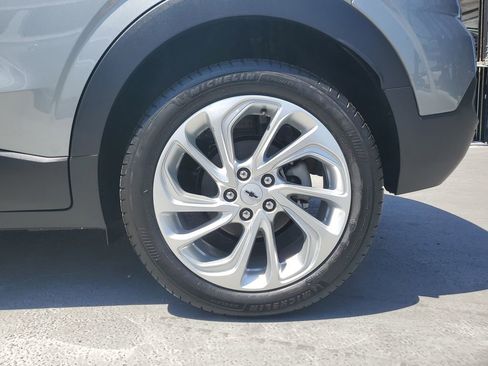 New 2027 Chevrolet Bolt LT w/ Comfort Package FWD image 6