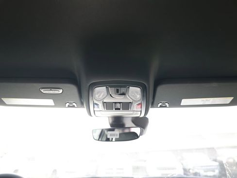 New 2026 RAM 1500 4x4 Crew Cab image 28