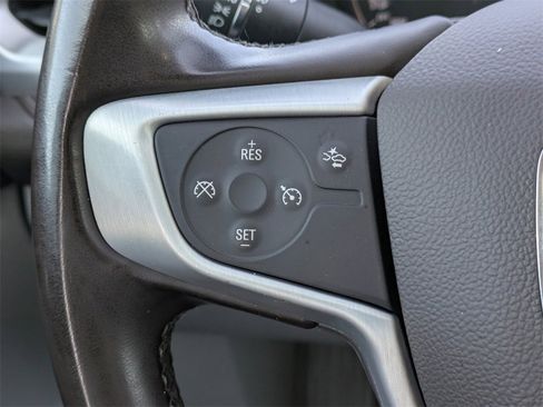 Used 2023 GMC Acadia SLT image 24