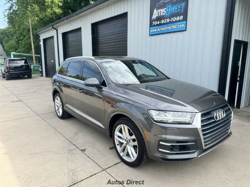 Used 2018 Audi Q7 3.0T Prestige w/ Prestige Package AWD/4WD image 17
