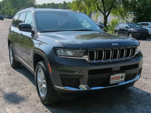 New 2025 Jeep Grand Cherokee L Laredo w/ Luxury Tech Group I image 6