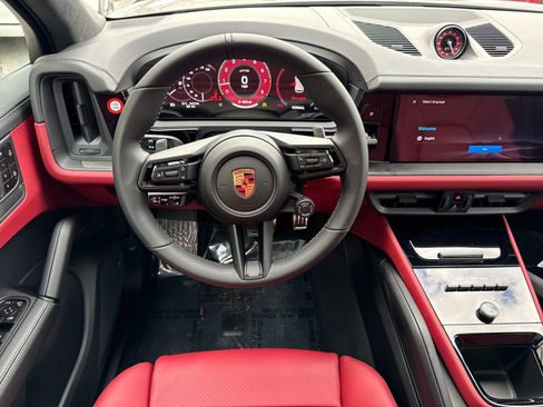 New 2026 Porsche Cayenne GTS image 16