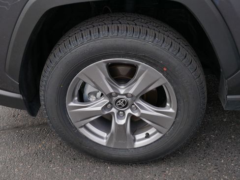 Certified 2025 Toyota RAV4 XLE AWD/4WD image 15