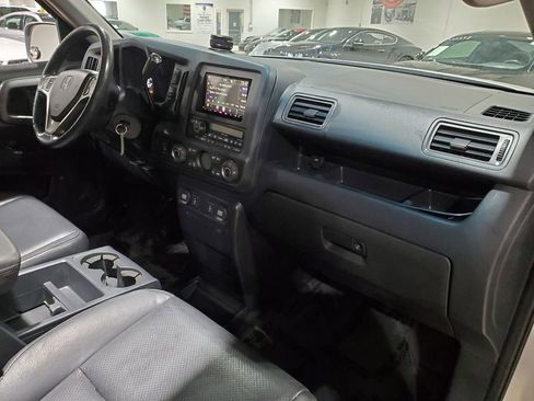 Used 2014 Honda Ridgeline SE image 14