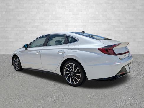 Used 2022 Hyundai Sonata Limited FWD image 4