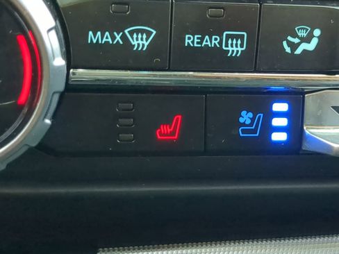 Certified 2023 Ford F150 Platinum w/ Equipment Group 701A High image 22