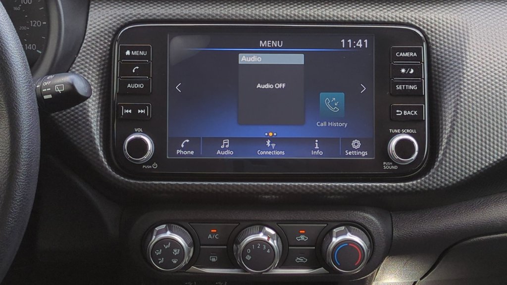 Certified 2023 Nissan Kicks SV FWD image 14