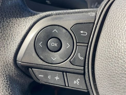 Used 2022 Toyota Corolla LE w/ Carpet Mat Package (TMS) image 19