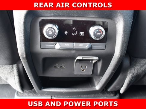 Used 2025 GMC Acadia Elevation w/ Elevation Premium Package image 24