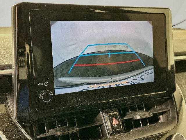 Certified 2025 Toyota Corolla LE FWD image 18