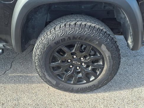 Used 2024 Chevrolet Colorado Trail Boss w/ Advanced Trailering Package AWD/4WD image 25
