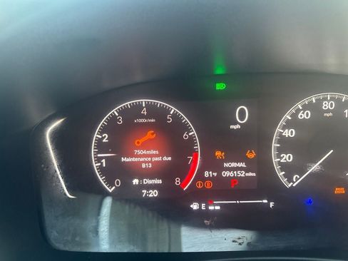 Used 2022 Honda Civic Sport image 11
