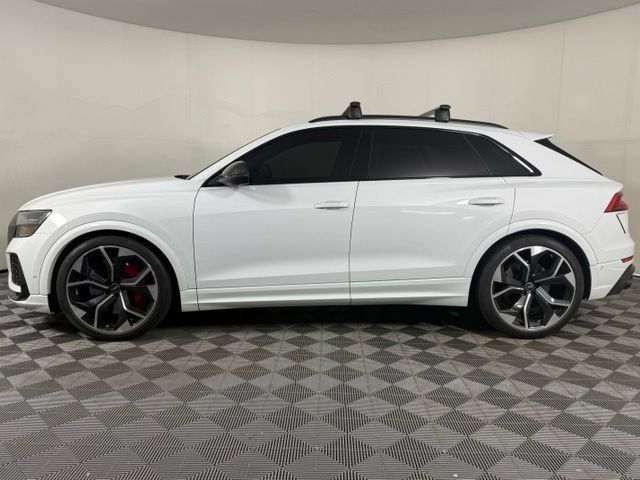 Used 2024 Audi RS Q8 w/ Black Optic Package AWD/4WD image 3