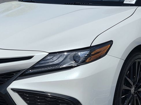 Used 2024 Toyota Camry XSE FWD image 8