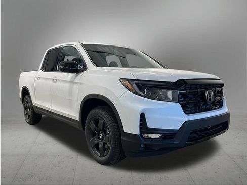 New 2026 Honda Ridgeline Black Edition image 8