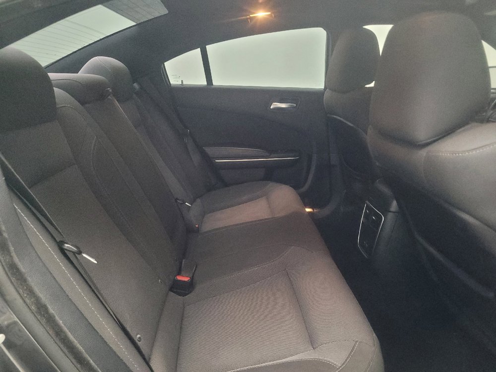 Used 2019 Dodge Charger SXT RWD image 19