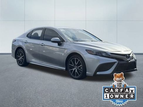 Used 2021 Toyota Camry SE image 64
