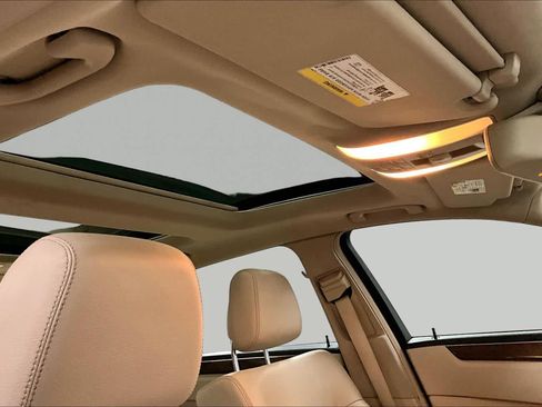 Used 2014 Mercedes-Benz E 350 4MATIC Sedan image 13