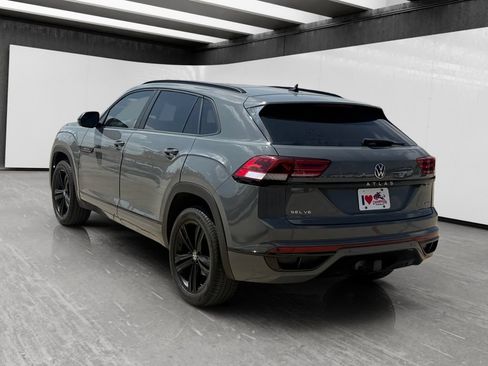 Used 2023 Volkswagen Atlas Cross Sport SEL R-Line AWD/4WD image 3