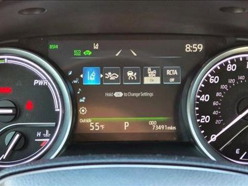 Certified 2021 Toyota Camry XLE image 11